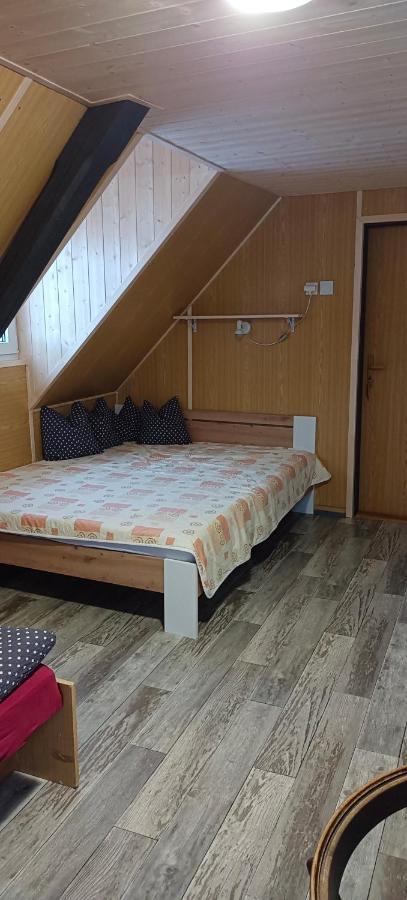 Penzion Kobr Pec pod Sněžkou Buitenkant foto