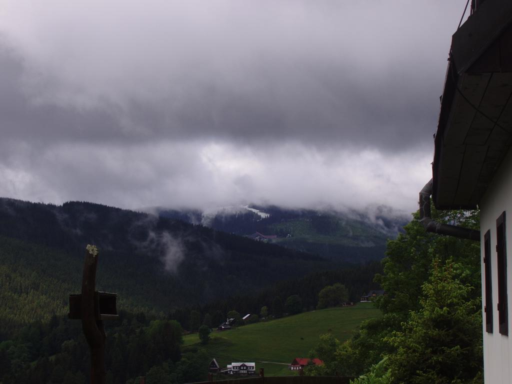 Penzion Kobr Pec pod Sněžkou Buitenkant foto