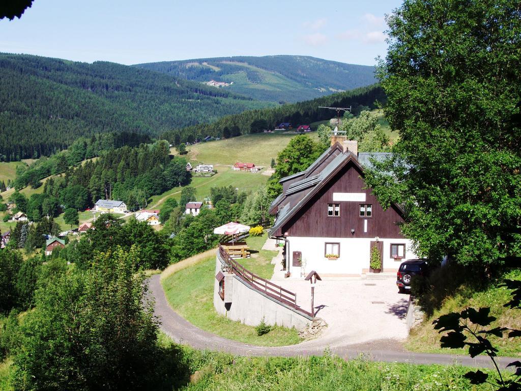 Penzion Kobr Pec pod Sněžkou Buitenkant foto